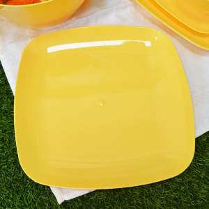 Тарелка 24см квадратная